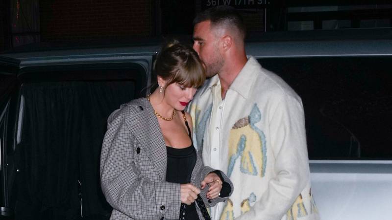 Taylor Swift and Travis Kelce met for dinner in Buenos Aires on Friday night.